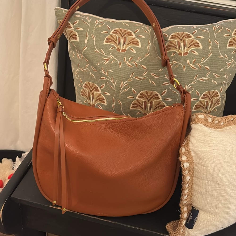 Aallyn pebbled leather hobo handbag